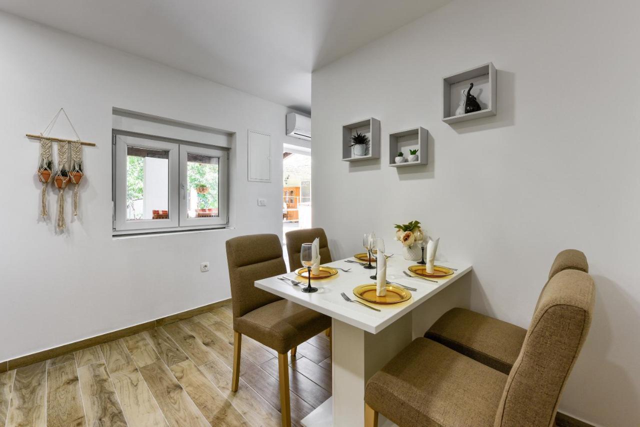 Apartment Yula Zadar Exterior photo